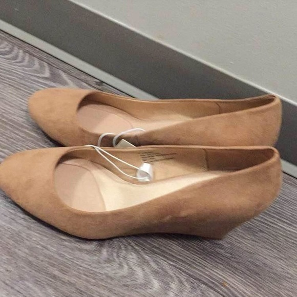 Woman’s heels size 12 - Picture 4 of 4